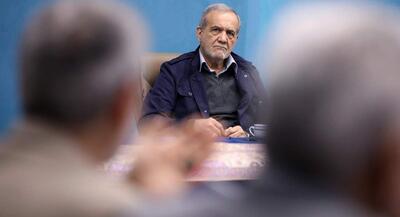 تصاویر نشست رئیس جمهور با فعالان سیاسی کشور؛ کدام چهره‌ها حاضر بودند؟ پزشکیان: به ریاست دل نبسته‌ام، برای حفظ جایگاه باج نمی‌دهم | جهان نیوز