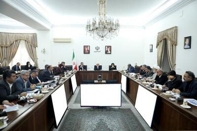 عارف هشدار داد: جان مردم در جاده‌ها در خطر است / همه مسئولیم