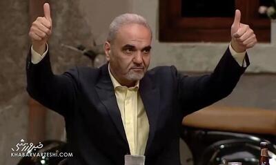 خبرورزشی‌گردی| جواد خیابانی: مگر دایی چاقوکش است که از او بترسم؟/ من کلاس گزارشگری رفته‌ام شما نمی‌توانید نقدم کنید/ همسرم می‌پرسد چرا به تو می‌گویند بی‌سواد!