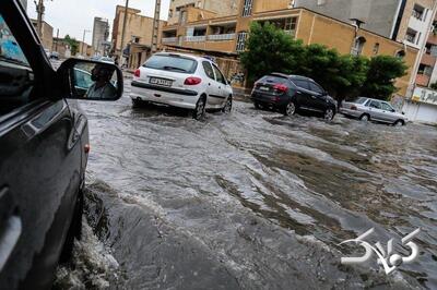 خیابان‌های این شهر گرم دریاچه شد! | حجم آب را ببینید - مجله اینترنتی کولاک