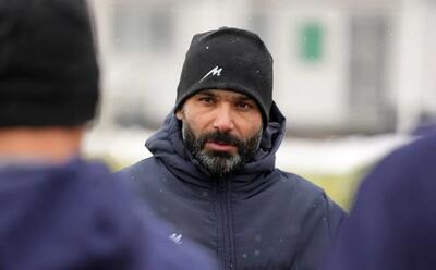 برف چاشنی تمرین پرنشاط شاگردان روانخواه در اراک - پارس فوتبال