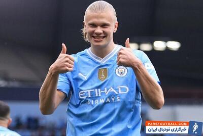 ارلینگ هالند در آستانه سال 2026 میلادی با لباس بابانوئل خودش را گریم کرد