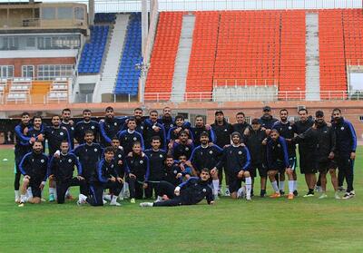 انتقال تمرینات مس کرمان به ورزشگاه باهنر - پارس فوتبال