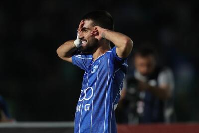 عکس| آبروریزی عجیب ستاره استقلال/ استوری که خیلی زود پاک شد - پارس فوتبال