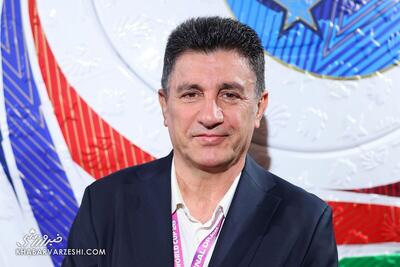 خبرورزشی‌گردی| قلعه‌نویی: مطمئنم موقع قهرمانی آسیا یک مار نیشم می‌زند/ من یا کیروش فرقی ندارد؛ تیم ملی باید اتاق فکر داشته باشد و از سرمربی برنامه بخواهد! - پارس فوتبال