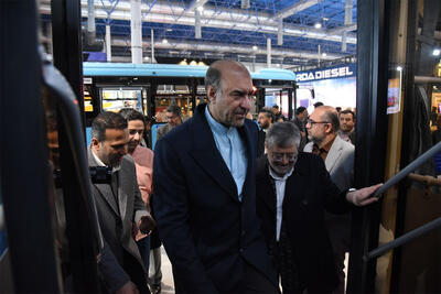 معاون استاندار: سرعت مسافرگیری اتوبوس‌های اسنا ۲ برابر شد