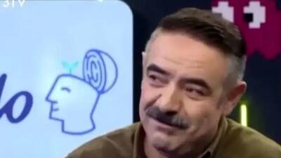 بالاخره کاربران فهمیدند چهره جدید حسن معجونی در برنامه قیاسی شبیه کی شده؛ شباهت باورنکردنی به بازیگر عشق ممنوع در 57 سالگی +فیلم
