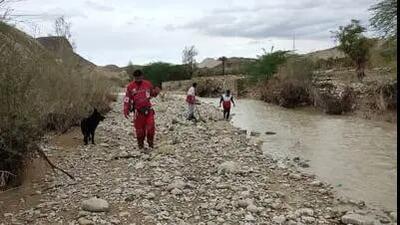 پیکر دختر ۹ ساله مفقود شده در سیلاب رویدر پیدا شد+ فیلم