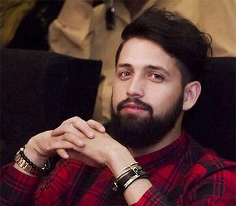 رقص جنجالی محسن افشانی با لباس و آرایش زنانه + فیلم - سلام نو