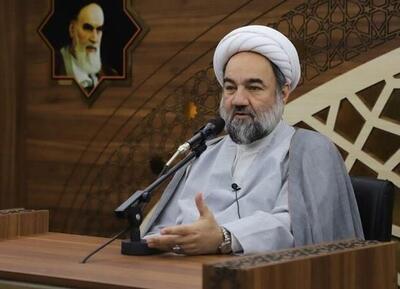  امام جمعه زاهدان: برخورد با قاچاق سوخت باید معطوف به شبکه‌های مافیایی باشد نه موارد خرد