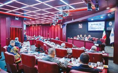 هشدار دلاری اتاق