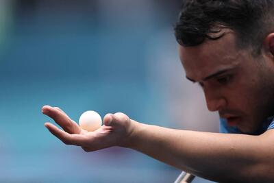 امیرحسین هدایی قهرمان سه دوره‌ی اروپا را در فرانسه شکست داد