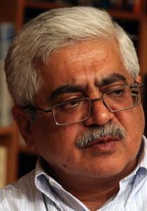 خاطره‌گوییِ وحیدِ افراخته‌ی حزب توده/راستی‌آزمایی ادعا‌های اخیر عبدالله شهبازی - تسنیم