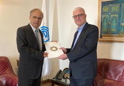 تقدیم استوارنامه نماینده ایران به دبیرکل سازمان همکاری اقتصادی اکو - تسنیم