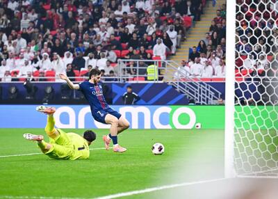 اشتباه مرگبار گلر فلامینگو: انگار مرغ می‌گرفت!