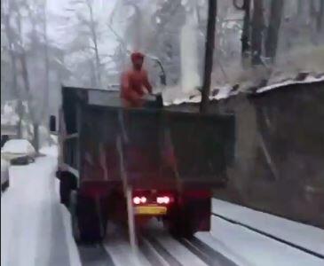 برف‌روبی معابر شمال تهران و شمیرانات