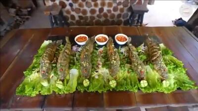  غذای روستایی سنگاپور: ماهی سرماری سرخ شده با سس تند (فیلم)