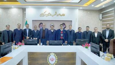 نجارزاده در نشست با نمایندگان استان مرکزی در مجلس مطرح کرد: بانک ملی آماده کمک به توسعه صنعت کشور با بومی سازی محصولات است/ مصمم به حمایت از فعالان اقتصادی هستیم