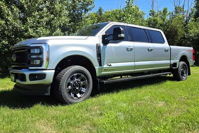 پیکاپ سه کابین و شش‌در فورد