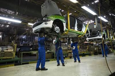 کام شیرین دلالان از لاتاری خودرو/بار قیمت‌گذاری دستوری بر دوش خودروسازان