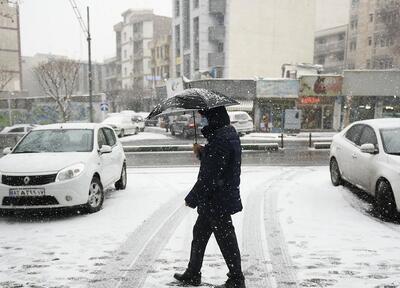 بارش برف پاییزی در تهران + فیلم