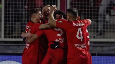 ببینید/ ماراتن پنالتی های پرسپولیس و تراکتور