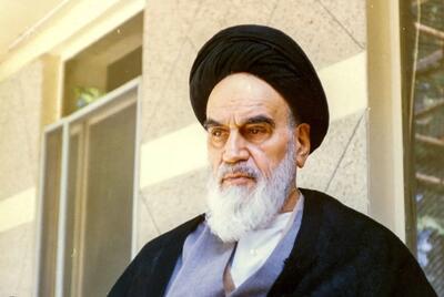 فرمانی که فراموش شد/ ارزیابی حقوقدانان از فرمان ۸ ماده‌‏ای امام به مناسبت سالگرد صدور آن