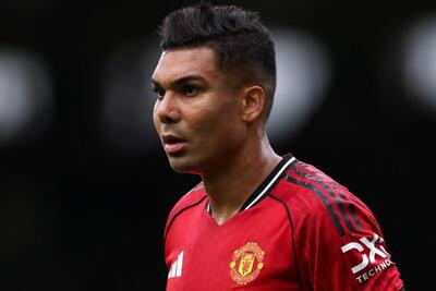 شرط منچستر یونایتد برای تمدید قرارداد کارلوس کاسمیرو