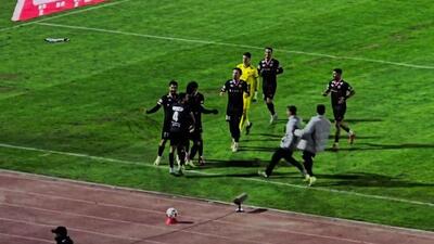 گل تساوی پرسپولیس به تراکتور و حواشی بعد از آن از قاب دوربین فوتبالی