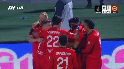 گل اول تراکتور به پرسپولیس (گل زیبای مهدی ترابی)