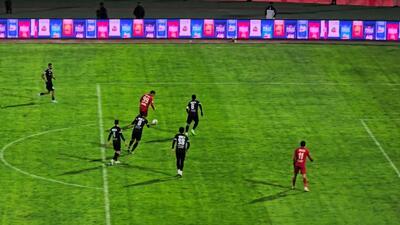 موقعیت گلی که حسین‌زاده در دقایق آخر وقت‌های تلف‌شده مقابل دروازه پرسپولیس از دست داد