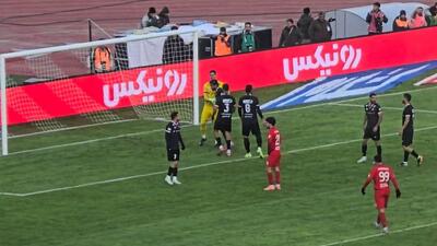 سیو فوق‌العاده پیام نیازمند و نجات دروازه پرسپولیس از زاویه دوربین فوتبالی