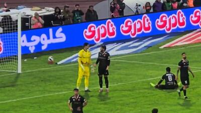 تذکر پیام نیازمند به حسین ابرقویی بعد از موقعیت گلزنی تراکتور