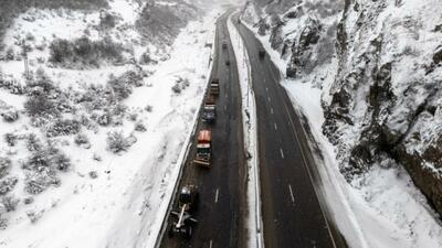 تردد بدون زنجیر چرخ ممنوع/ هشداری جدی برای سفرهای زمستانی در محورهای کوهستانی