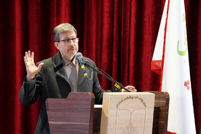 استاندار اصفهان هشدار داد: شیب نزولی جمعیت استان جدی است