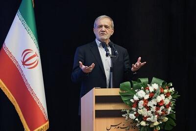  زیر بار خواسته‌های ذلت‌بار آمریکا نمی‌رویم/ اصلاح قیمت بنزین برای رفع ناعدالتی بود