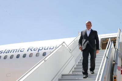 رییس جمهور وارد بیرجند شد