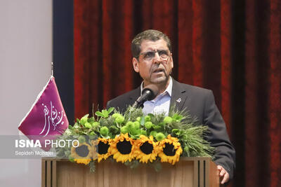  رئیس دانشگاه فردوسی مشهد: دانشگاه نهادی است که می‌تواند جهان را رهبری کند