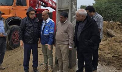  استاندار هرمزگان از مناطق آسیب‌دیده شبکه آب و فاضلاب بندرعباس بازدید کرد