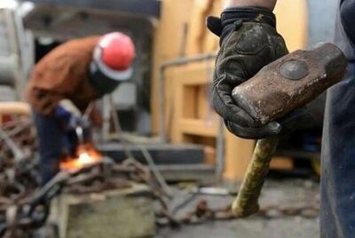 حقوق ۱۴۰۵ در یک قدمی اعلام؛ دستمزد کارگران هم‌پای تورم می‌شود؟