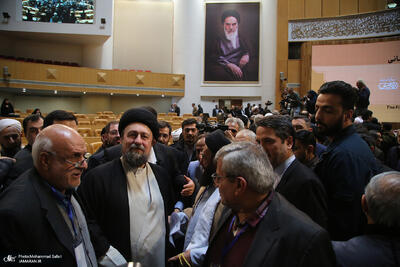  مراسم پایانی نخستین دوره اعطای جایزه جهانی امام خمینی(ره) - 4