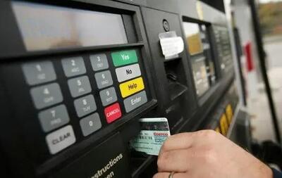 کارت سوخت با انتقال سهمیه بنزین به کارت بانکی حذف نمی‌شود