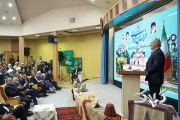 کنایه تند پزشکیان به کلنگ‌زنی‌های بی‌مورد در دولت‌های گذشته: «تو که پول نداشتی، کی گفته کلنگ بزنی؟» - مجله اینترنتی کولاک