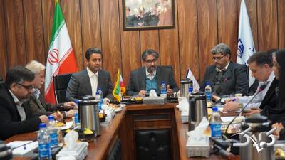 هیئت رئیسه سال سوم دوره اول در دهمین اجلاس شورای مرکزی مجمع مشاوران نمایندگان مجلس انتخاب شدند - مجله اینترنتی کولاک