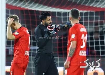 رقص کاپیتان سرخ‌ها در ۲ قاب! | ببینید - مجله اینترنتی کولاک