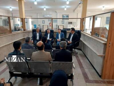 بازدید رئیس سازمان ثبت اسناد و املاک کشور از فعالیت‌های ثبتی شهرستان کنگان