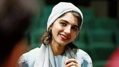  زندگی خصوصی و حواشی بنفشه ریاضی؛ نگاهی به عکس‌های تولد ۳۲ سالگی