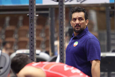 سرمربی تیم ملی کشتی آزاد در کمیته انضباطی - پارس فوتبال