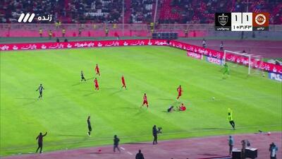 ویدیو| اخراج محمد نادری/ حواشی تراکتور - پرسپولیس - پارس فوتبال