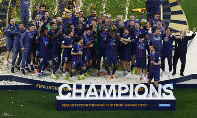 ویدیو| جشن قهرمانی تیم پاری‌سن‌ژرمن در جام بین‌قاره‌ای - پارس فوتبال